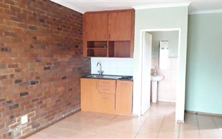 1 Bedroom Apartment in Auckland Park
