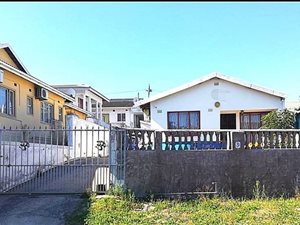 3 Bed House in Shastri Park