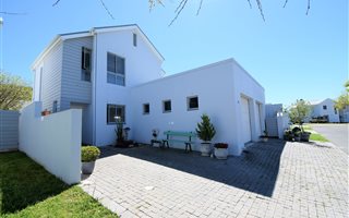 2 Bedroom House in Paarl