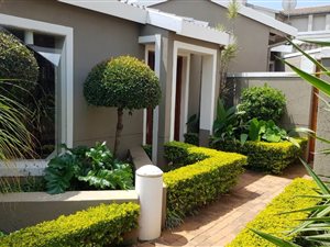 3 Bed Townhouse in Sterrewag