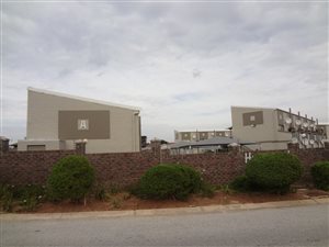1 Bed Apartment in Humewood