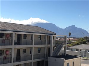 2 Bedroom Apartment in Grassy Park