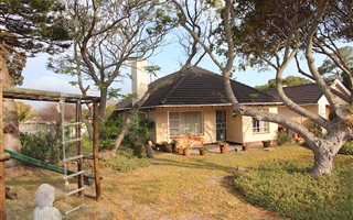 3 Bedroom House in Meadowridge