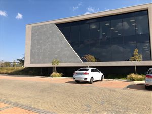 238 m² Commercial space in Waterfall Estate