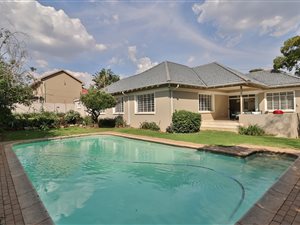 4 Bed House in Highlands North