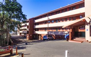 1 Bedroom Apartment in Amanzimtoti