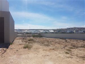 328 m² Land available in Waterfront