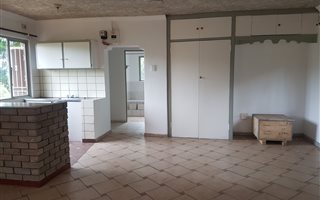 1 Bedroom Garden Cottage in Crestholme