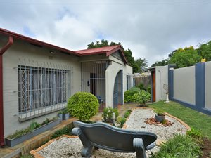3 Bed House in East Town