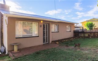 3 Bedroom House in Fort England