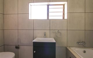 2 Bedroom Apartment in Noordheuwel