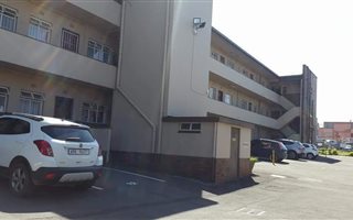 1 Bedroom Apartment in Pinetown Central