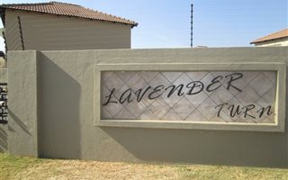 2 Bedroom Apartment in Vaalpark