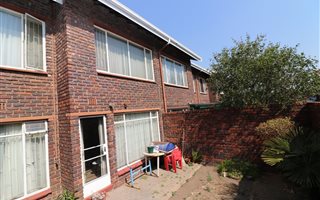 2 Bedroom Townhouse in Birchleigh