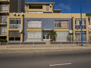2 Bed Apartment in Humewood