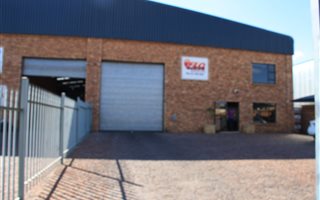 990 m² Industrial space in Apex