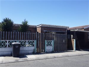 3 Bed House in Lentegeur