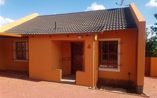 3 Bedroom House in Elandspoort