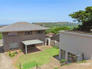 4 Bed House in Bluff