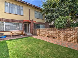 2 Bed Townhouse in Kempton Park Central