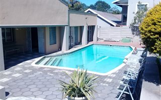 3 Bedroom House in Farningham Ridge