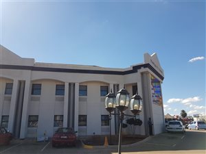 622 m² Commercial space in Hatfield