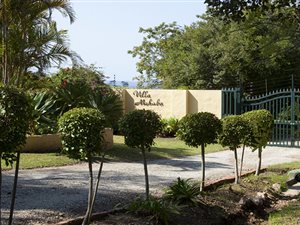 5 Bed House in Victoria Bay
