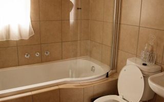 2 Bedroom Apartment in Chantelle