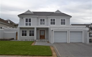 3 Bedroom House in Zevenwacht Country Estate