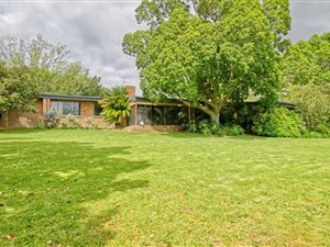 9 ha Farm in Wellington Central