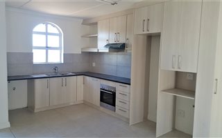 2 Bedroom House in Nooitgedacht Estate