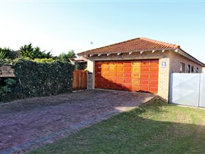 4 Bed House in Summerstrand