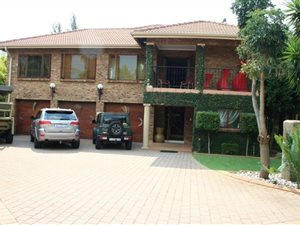 5 Bed House in Glen Erasmia