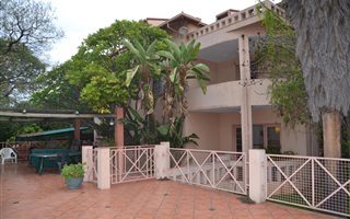 9 Bedroom House in Muckleneuk