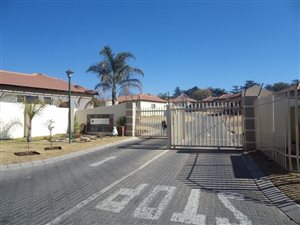 2 Bedroom Townhouse in Birchleigh