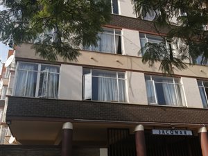 5 Bed Apartment in Muckleneuk