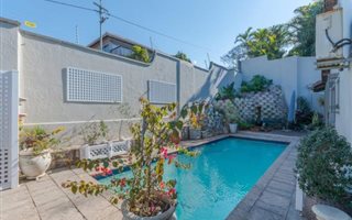 3 Bedroom Simplex in Morningside