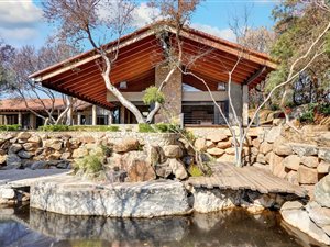 4 Bed House in Lanseria and surrounds