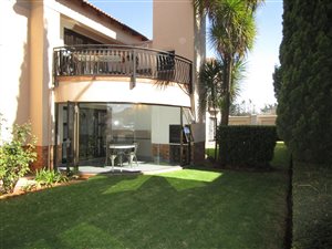 3 Bed Apartment in Ravenswood