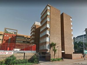 1 Bed Apartment in Arcadia