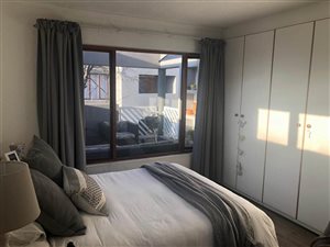 2 Bed Apartment in Craighall Park