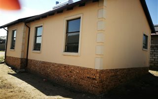 3 Bedroom House in Klipfontein View