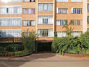 1 Bed Apartment in Parktown