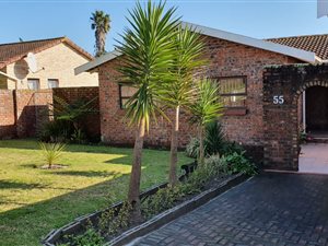 3 Bed House in Kunene Park