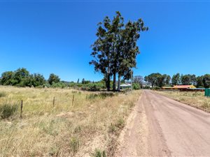743 m² Land available in Redelinghuys