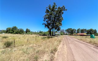 743 m² Land available in Redelinghuys