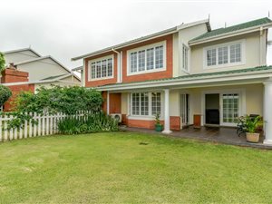 3 Bed Duplex in Mt Edgecombe Estate 1 & 2