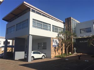 88 m² Commercial space in Highveld