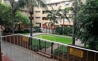 3 Bedroom Apartment in Sinoville