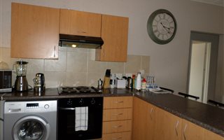2 Bedroom Apartment in Douglasdale